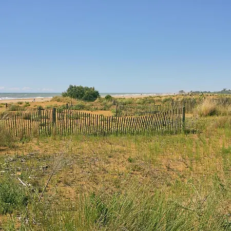 Beachfront Two-room Flat With Side Sea View Appartement Bibione