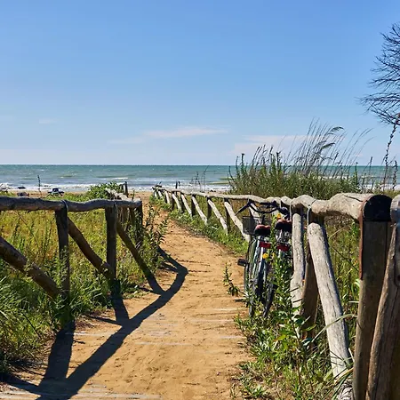 Appartement Beachfront Two-room Flat With Side Sea View Bibione